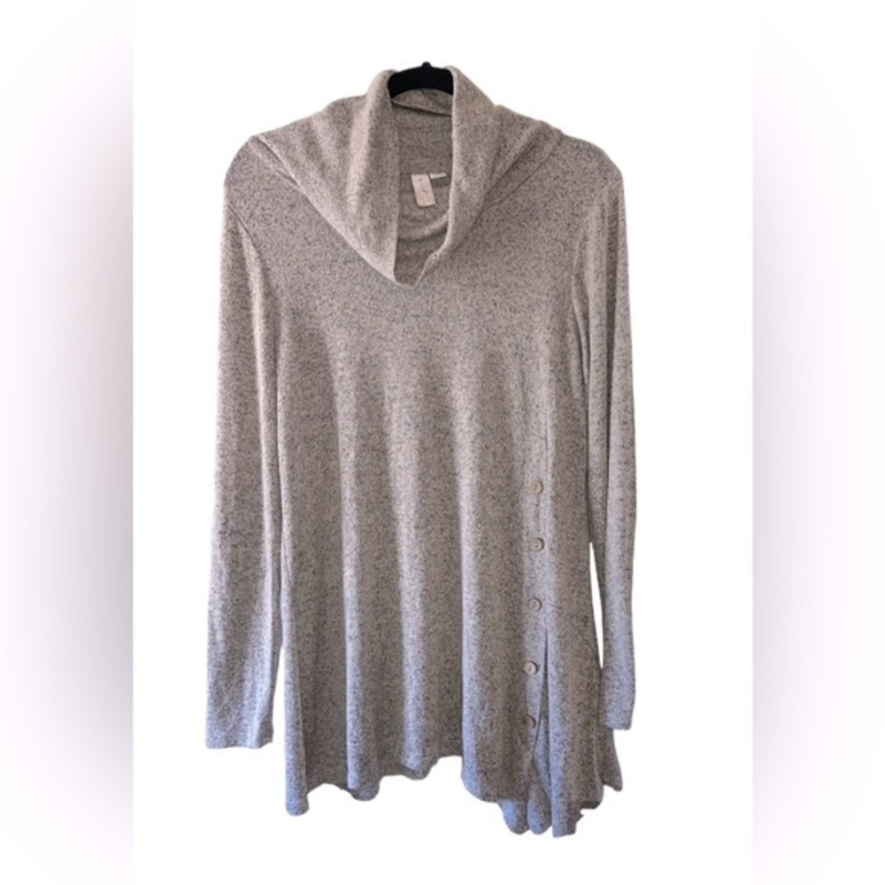 Misia Woman’s Tan Pullover‎ Cowl Neck Sweater Size Medium w/ Button Side Accents